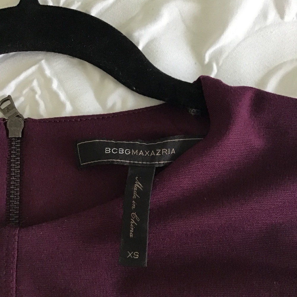 BCBG short sleeve suede trimmed top - Picture 3 of 5